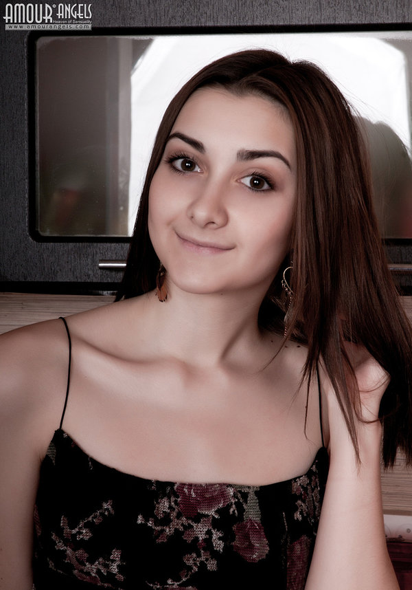 Анастасия, 19